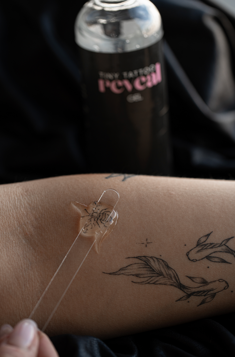 TATTOO REVEAL GEL + FREE COURSE: OVERTHINKERS GUIDE TO CREATING CONTENT